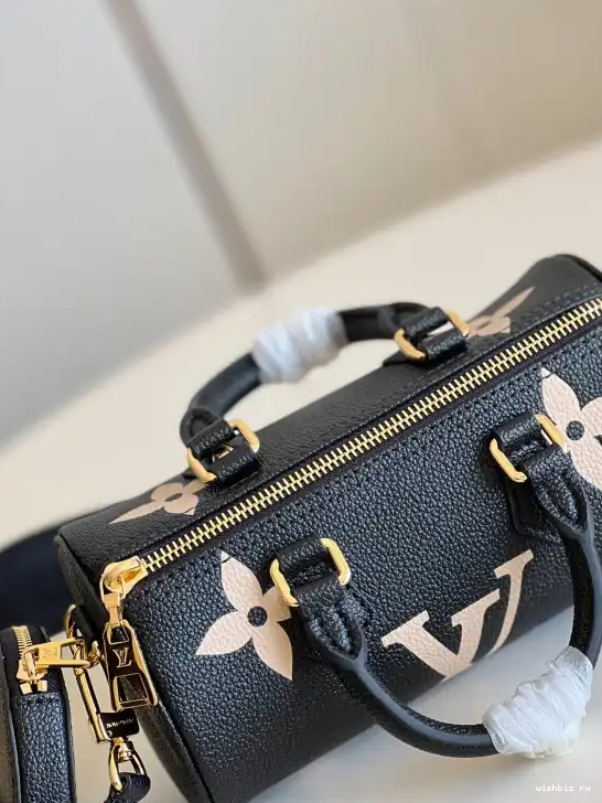 WIS BB VUITTON LOUIS PAPILLON 0607